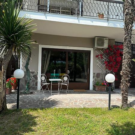 Ospitalita Il Noce Bed & Breakfast Brusciano Ngoại thất bức ảnh