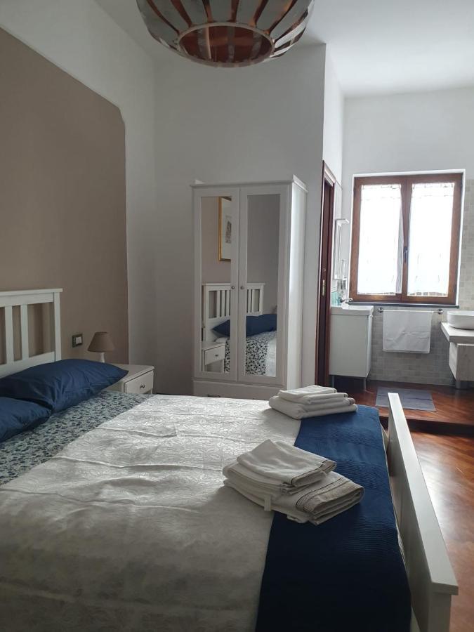 Ospitalita Il Noce Bed & Breakfast Brusciano Ngoại thất bức ảnh
