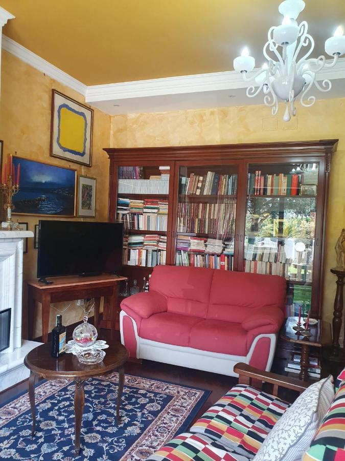 Ospitalita Il Noce Bed & Breakfast Brusciano Ngoại thất bức ảnh