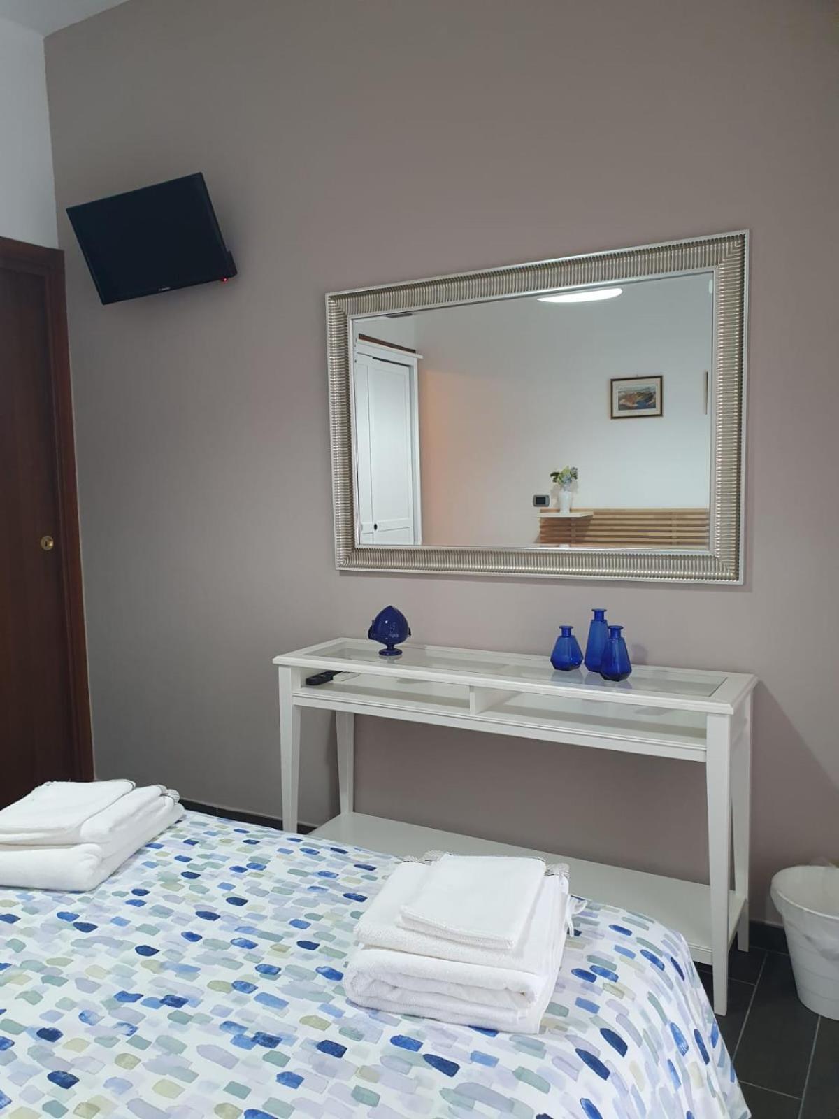 Ospitalita Il Noce Bed & Breakfast Brusciano Ngoại thất bức ảnh